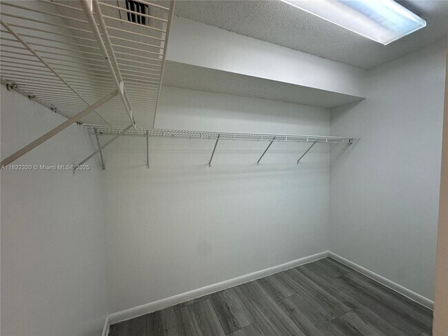Building Photo - 12850 SW 4th Ct