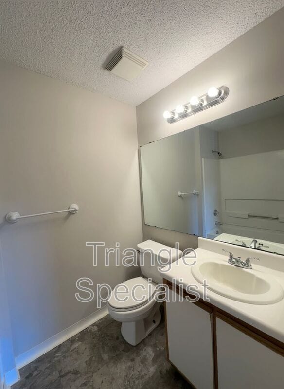 Building Photo - 1251 University Ct