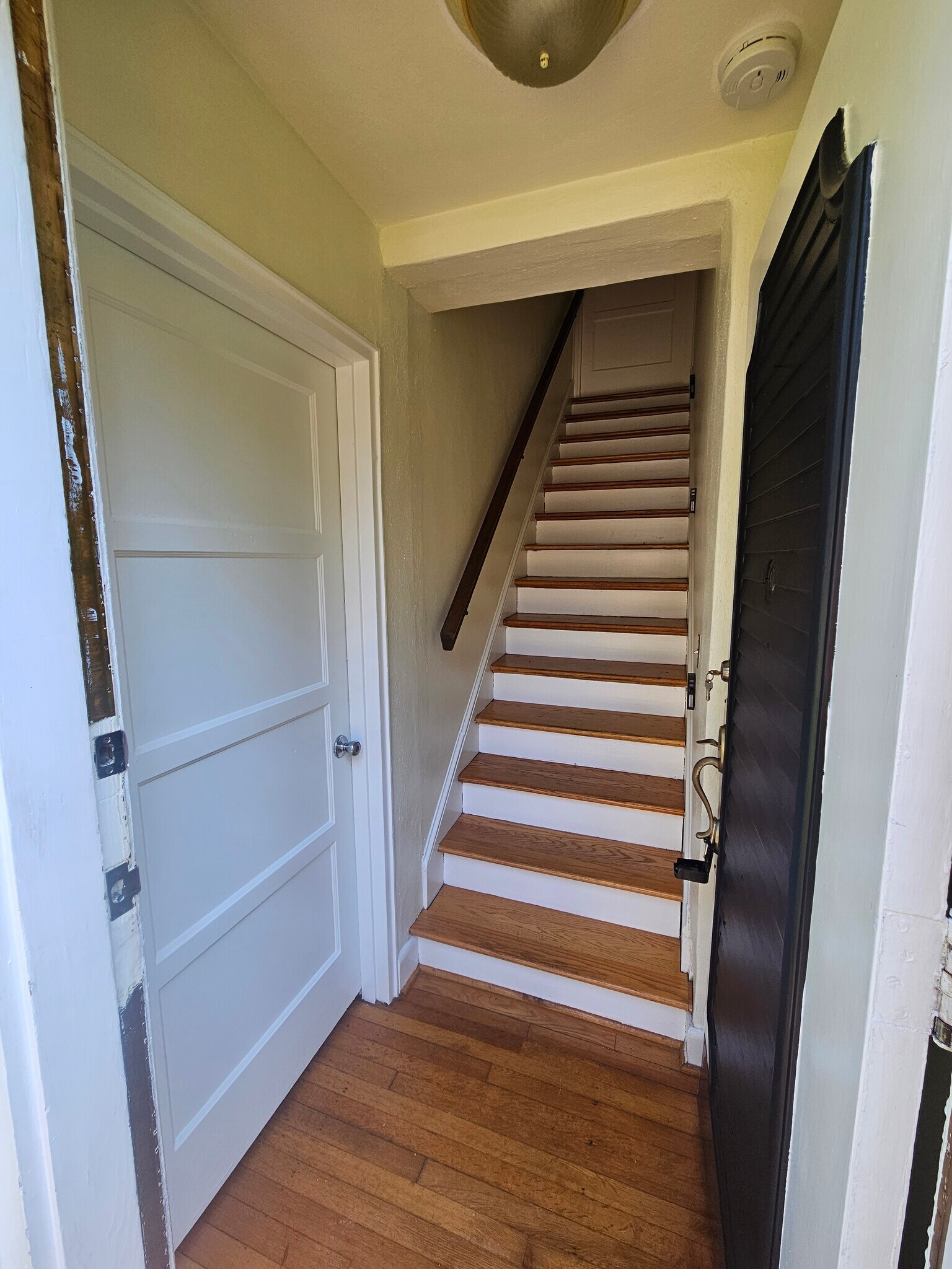 Staircase - 210 Granby Park