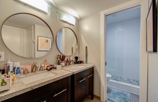 Building Photo - 2575 Marilee Ln