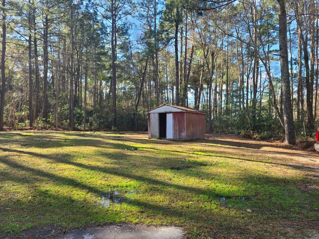 Building Photo - 3 bedroom, 2 bath home - Burgaw