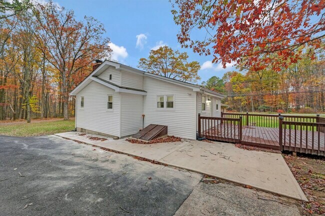 Building Photo - 752 Toll Rd