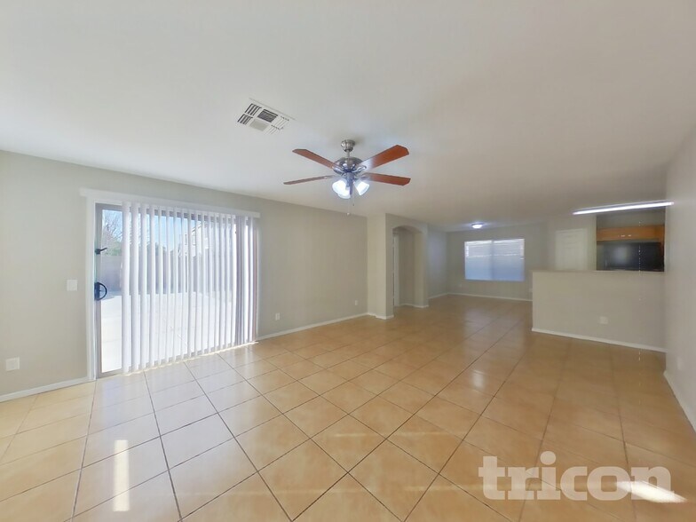 Building Photo - 8123 W Hammond Ln