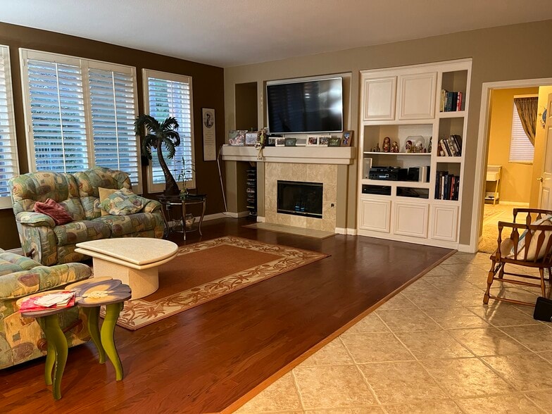 Building Photo - 2160 Coast Ave