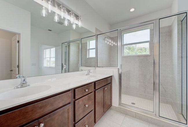 Building Photo - 9075 Kingsmoor Wy