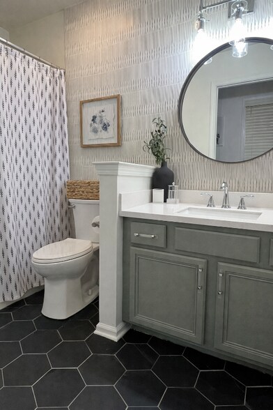 Building Photo - 1204 Harbor River Dr