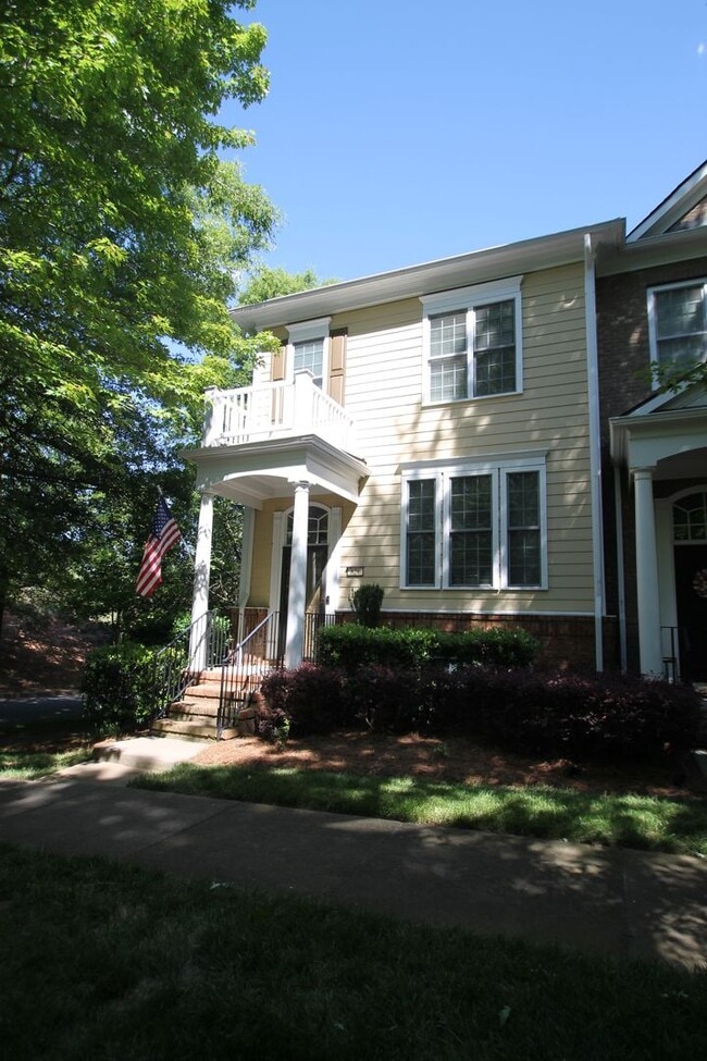 Building Photo - Exclusively Offered by Muse Realty Rentals...