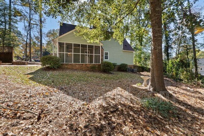 Building Photo - 315 Rabun Valley Ln