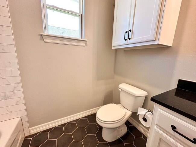 Building Photo - Spacious 4-Bedroom Home with Pool in Yukon