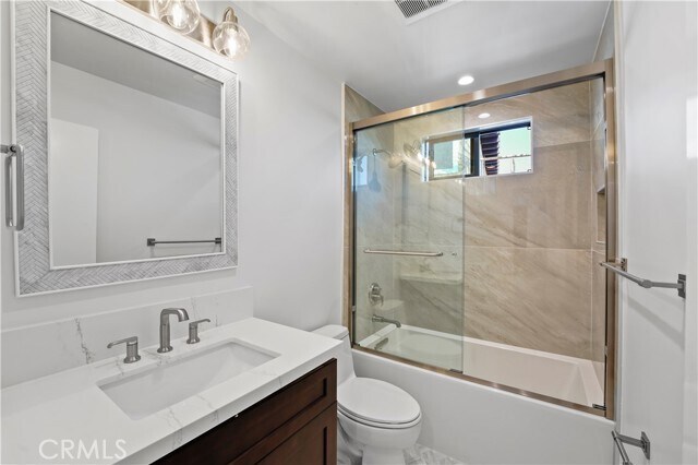 Building Photo - 243 Avenida Montalvo