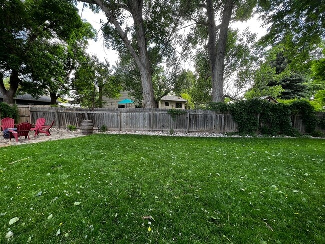 Building Photo - Remodeled 4 Bedroom 2 Bathroom Home in Fort Collins!