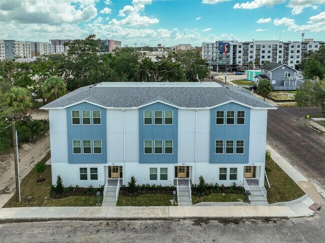 Building Photo - 1314 1/2 W Lemon St