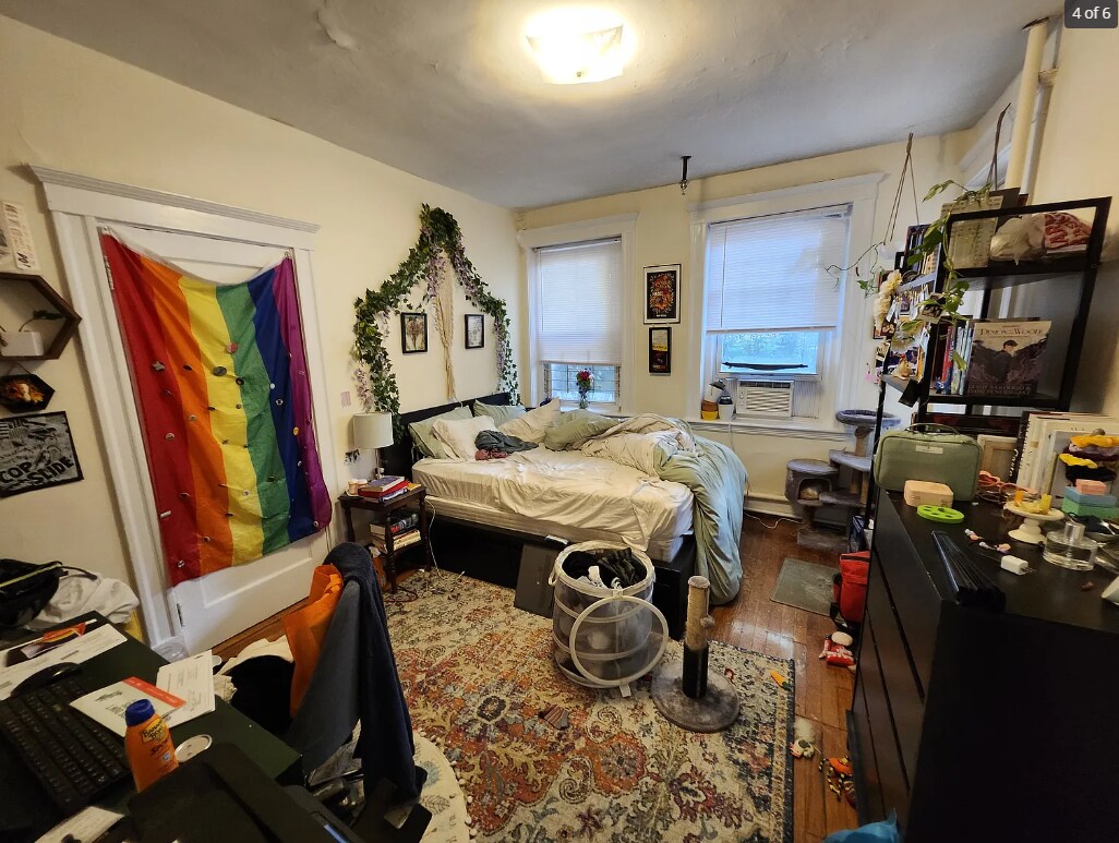 Building Photo - 309 Allston St