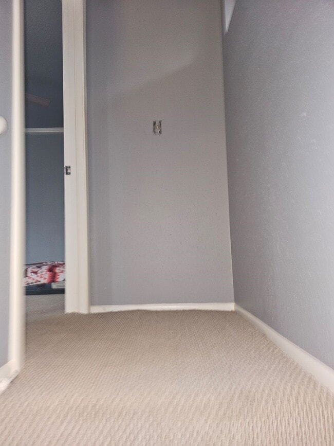 Building Photo - 78 Villa Way