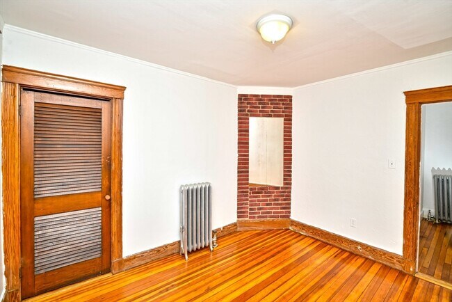 Building Photo - 21 Shafter St