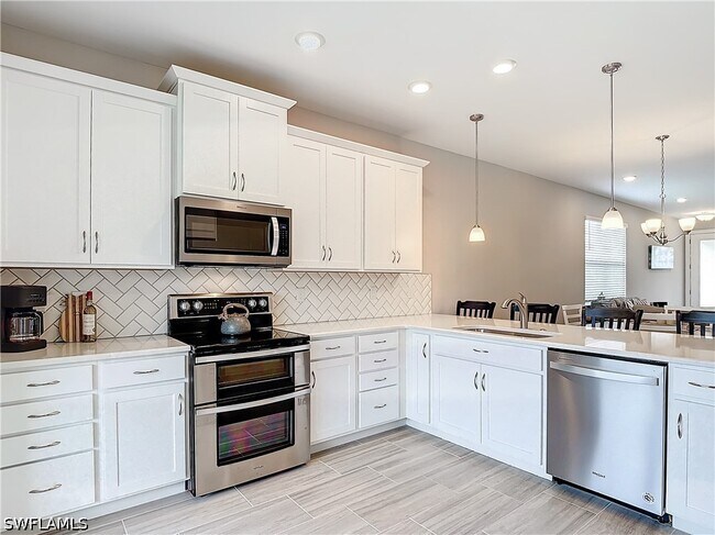 Building Photo - 16701 Seasons Coast Dr