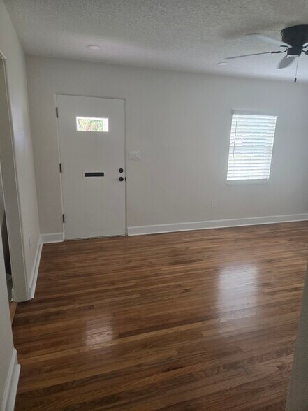 Building Photo - 3505 Midiron Dr