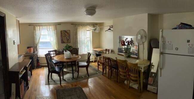 Building Photo - 2 Johnny Ct