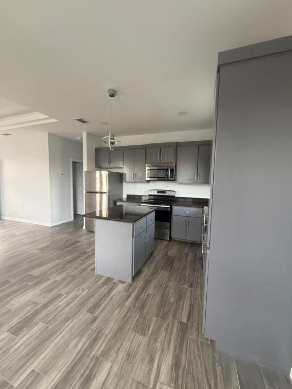 Building Photo - 3921 Las Vistas Ln