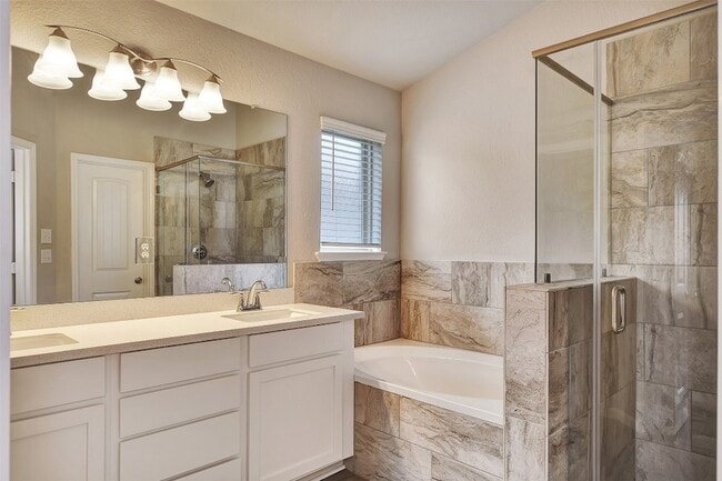 Building Photo - 388 Kendall Crest Dr