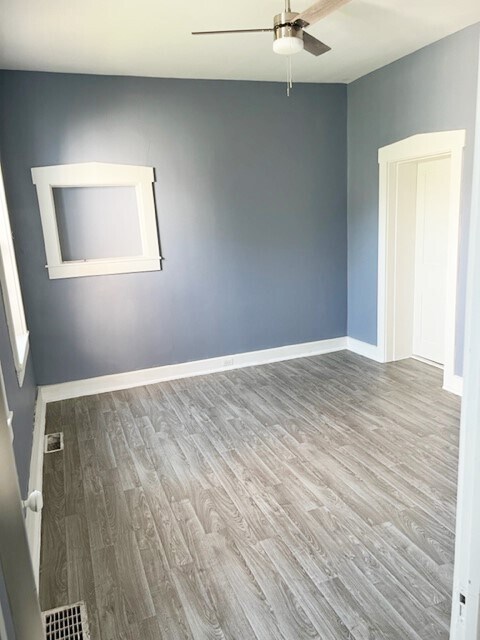 Building Photo - 1515 Avenue F