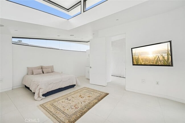 Building Photo - 4607 Perham Rd