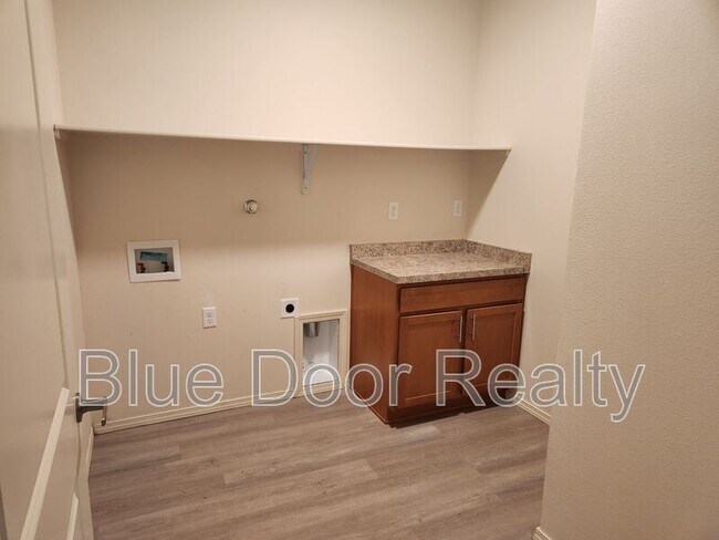 Building Photo - 1224 Tierra Verde Loop