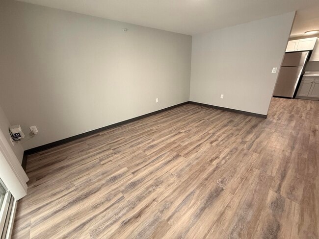 Building Photo - 95 Powers St