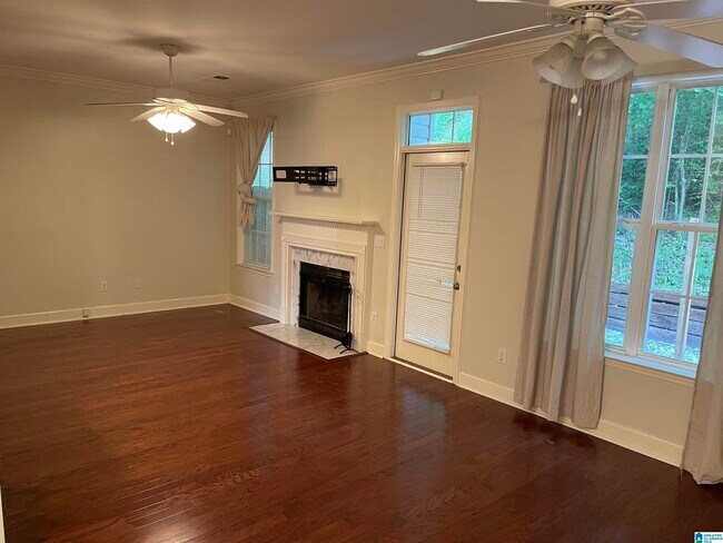 Building Photo - 156 Hayesbury Ct