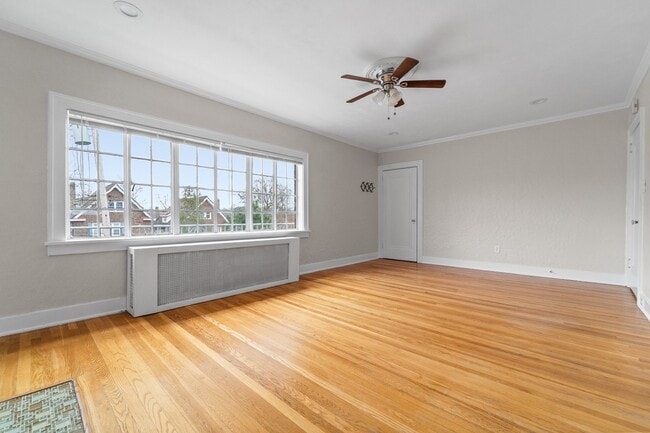 Building Photo - 5807 Callowhill St