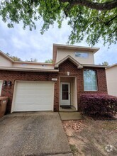 Building Photo - 2196 Hadleigh Hills Ct