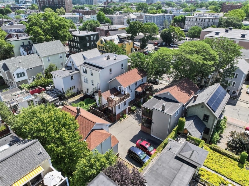 Building Photo - 127 Amory St