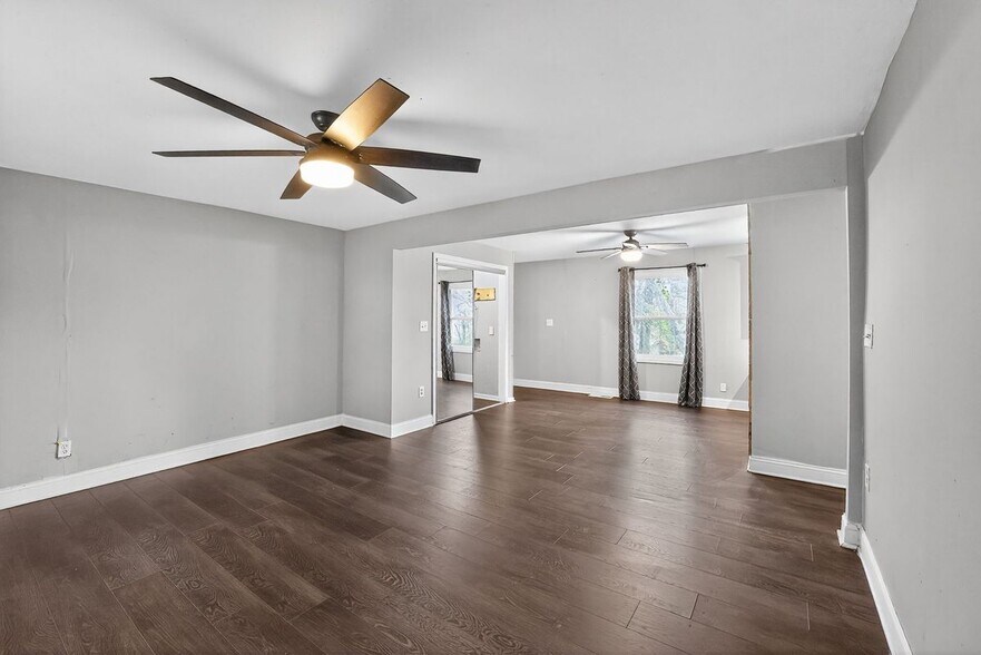 Building Photo - 1068 Rebel Forest Dr SE