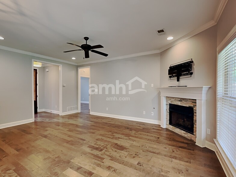 Building Photo - 3445 Tate's Way