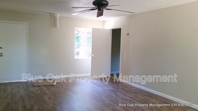 Building Photo - 1025 Ivy St