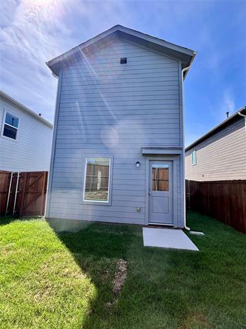 Building Photo - 12117 Steeplechase Dr