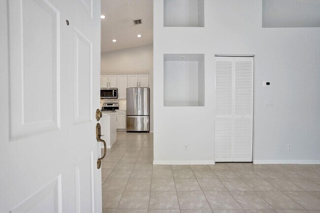 Building Photo - 5069 Toscana Trail