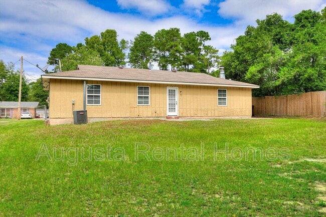 Building Photo - 3606 Cameron Dr