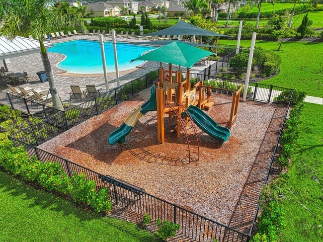 Building Photo - 10819 Pacini Wy