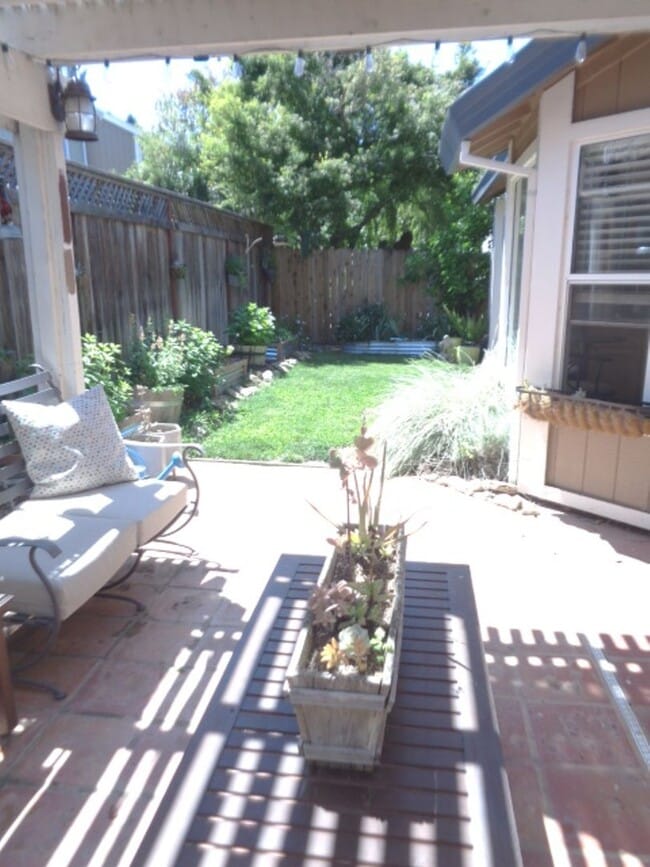 Building Photo - COMING SOON!!! Near Sacramento River!