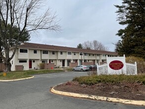 Building Photo - 7A Woodland Avenue