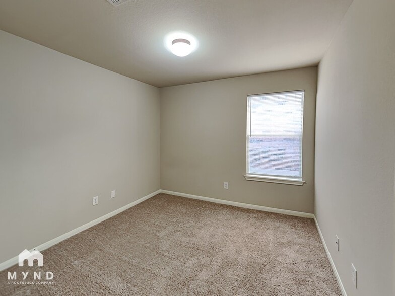 Building Photo - 3909 Bandice Ln