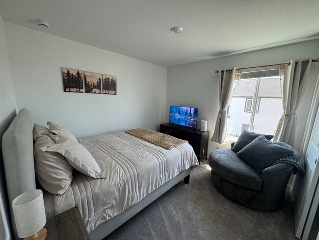 Building Photo - 9156 Percheron Pony Dr