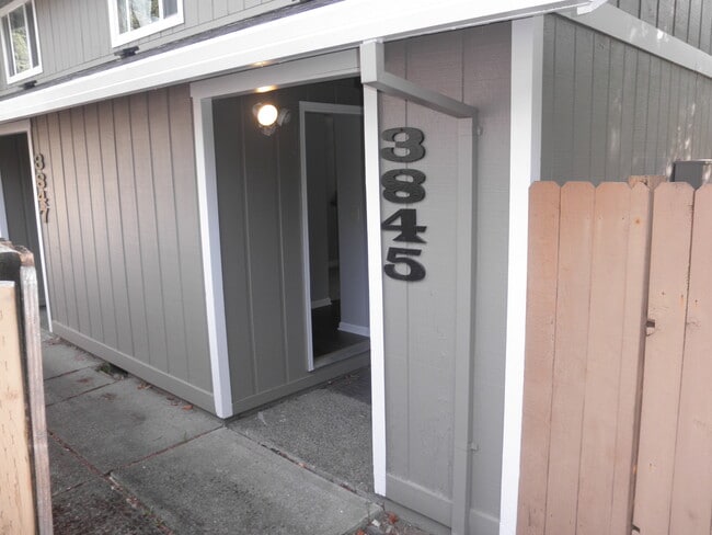 Building Photo - 3845 Northwest Chemult Place