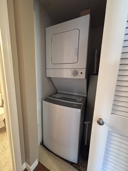 Building Photo - 7519 Triwoods Dr