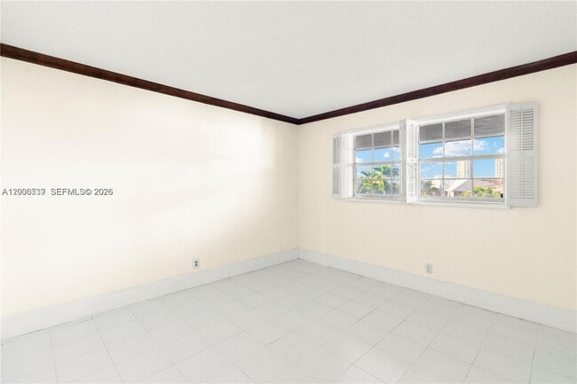 Building Photo - 455 Paradise Isle Blvd