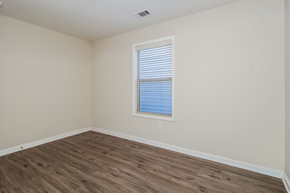 Building Photo - 505 Broughton Dr