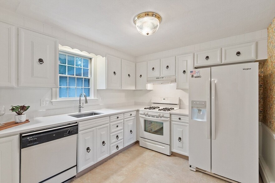 Building Photo - 6 John Matthews Rd