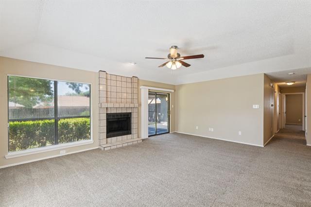 Building Photo - 916 Baxter Dr