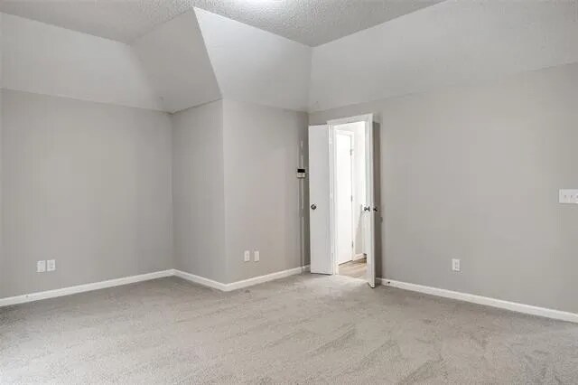 Building Photo - 1819 Nest Pl